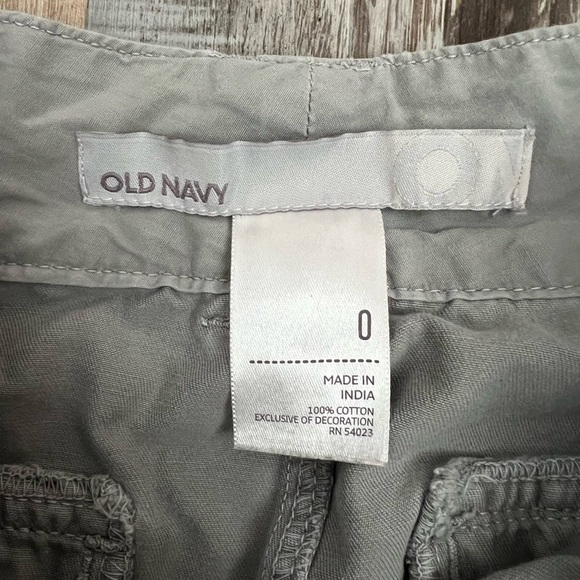 Womens Old Navy Gray Cargo Skirt - Picture 4 of 5